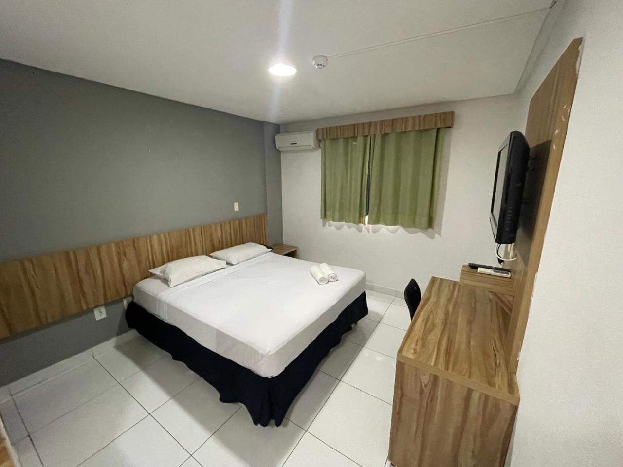 Cr Hotel Bueno - Antigo Hotel Serras De Goyaz Goiânia Dış mekan fotoğraf