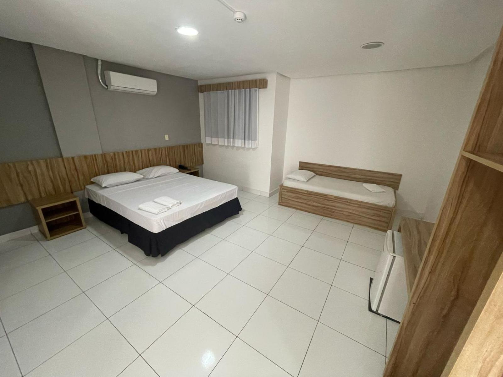 Cr Hotel Bueno - Antigo Hotel Serras De Goyaz Goiânia Dış mekan fotoğraf
