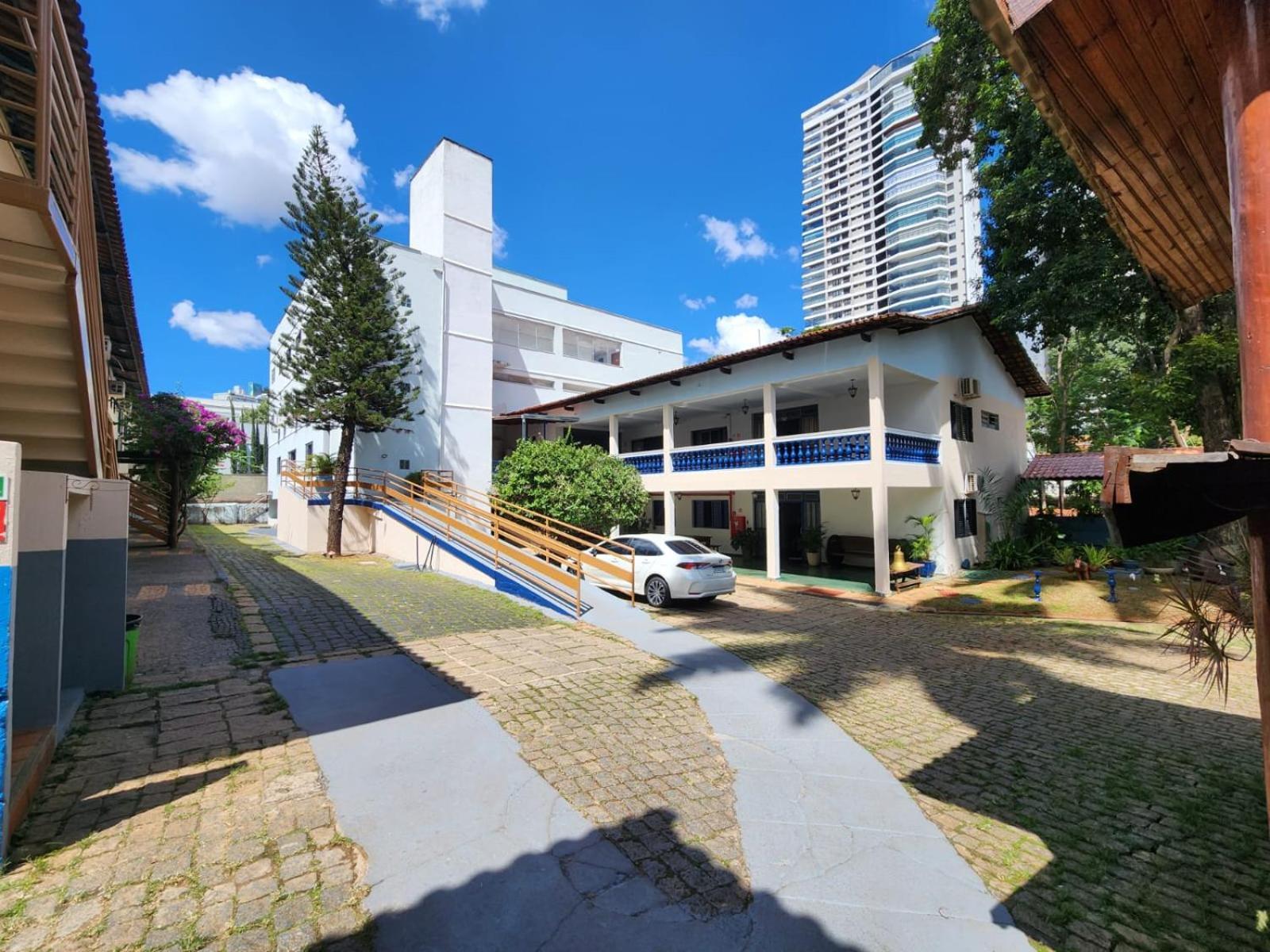 Cr Hotel Bueno - Antigo Hotel Serras De Goyaz Goiânia Dış mekan fotoğraf